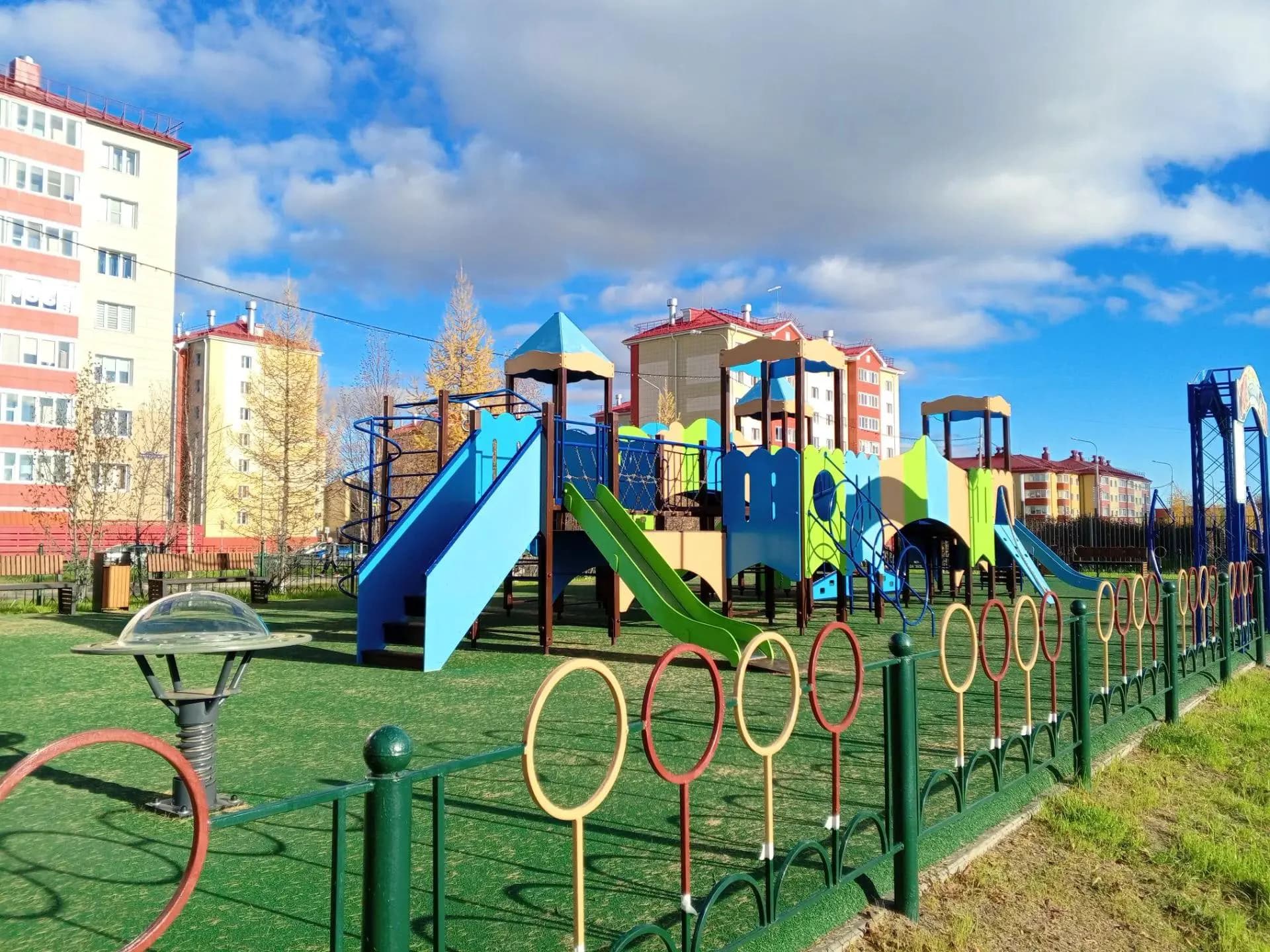 Обновленная детская площадка