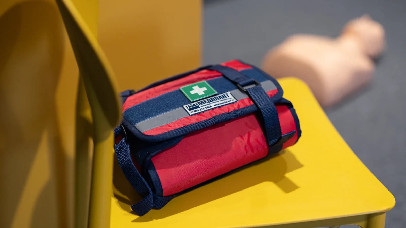 Сотрудников администрации Приуралья освоили навыки первой помощи