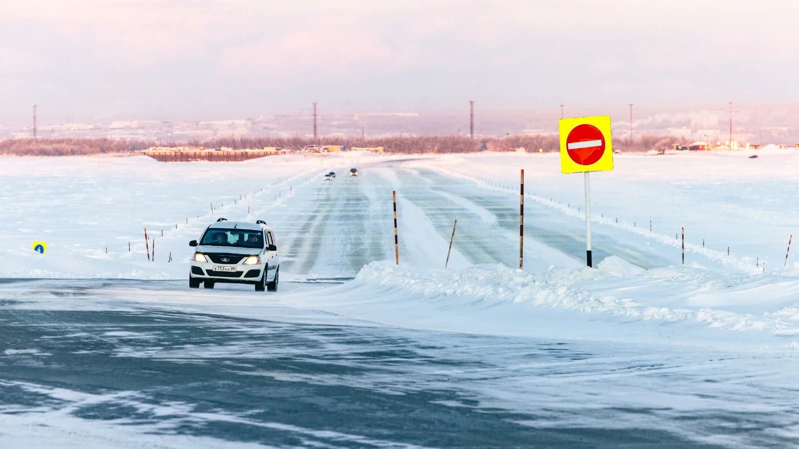 В департаменте транспорта ЯНАО рассказали об открытии двух автодорог в Приуралье