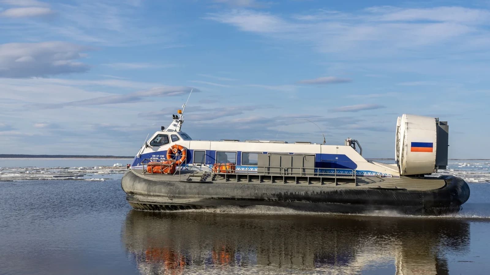 «Морошка» поплыла: ямальцы получат скидки на переправу Салехард — Лабытнанги