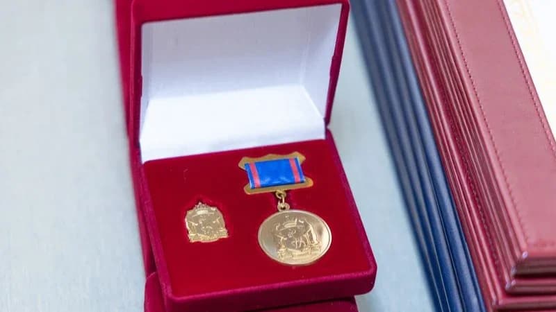 Оленевод из Приуралья удостоен почетного звания от губернатора Ямала