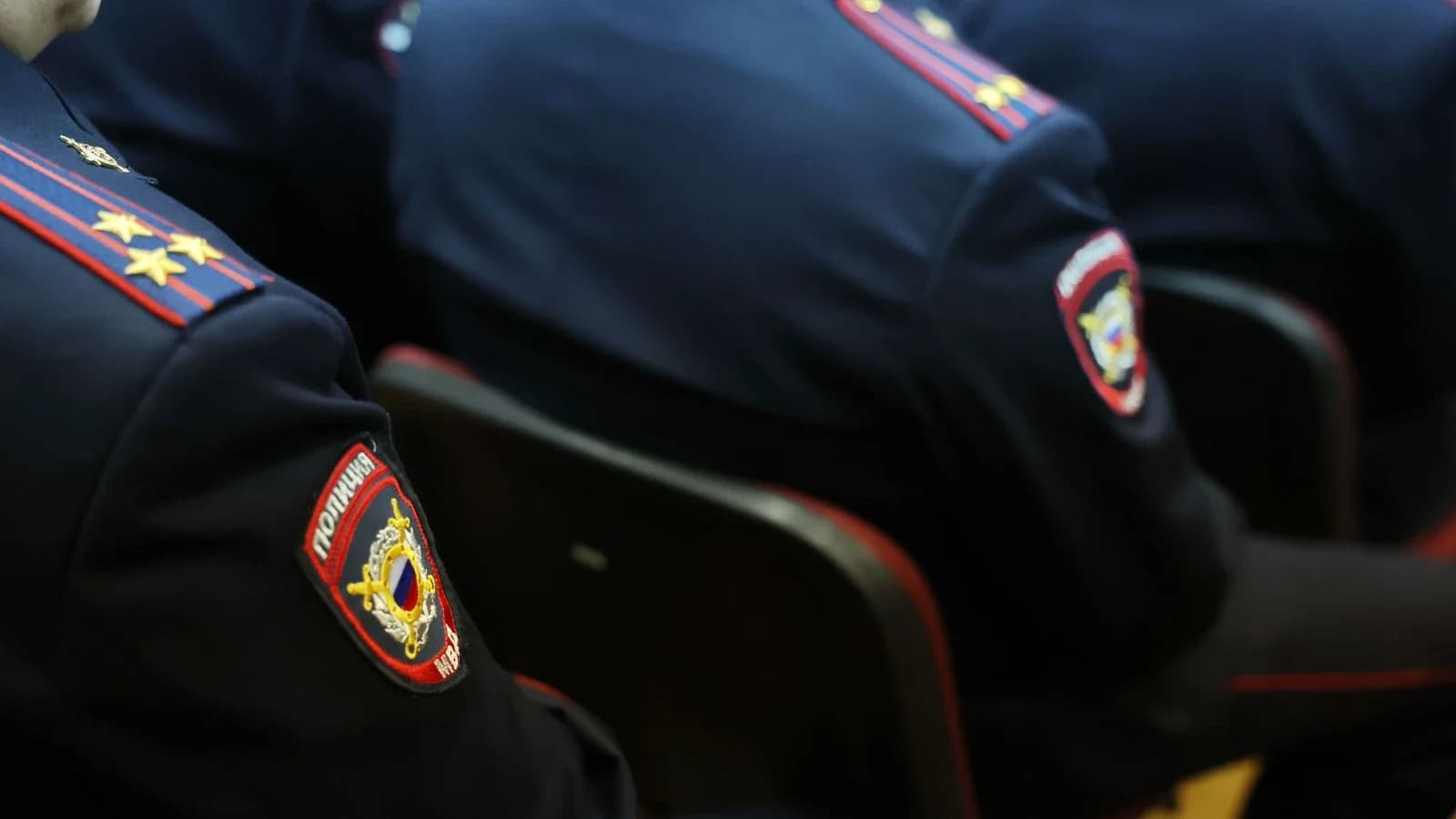 В Лабытнанги проводили на пенсию сотрудников полиции