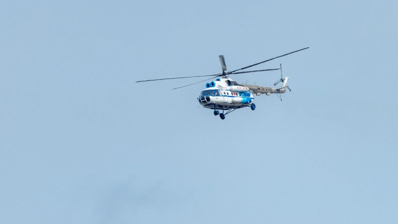 В межсезонье между Салехардом и Лабытнанги запускают вертолеты