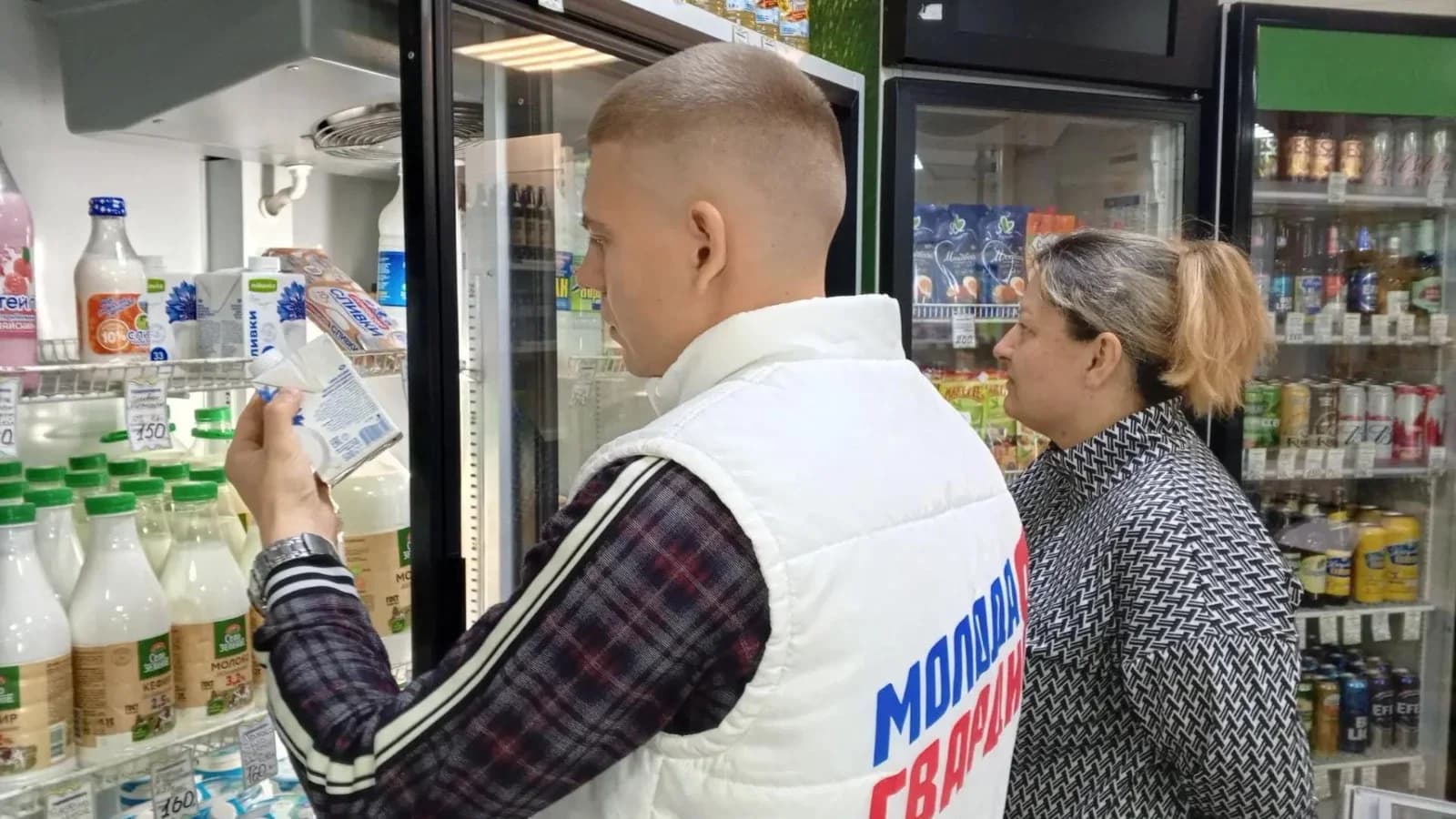 Годовалая «просрочка» и вчерашние салаты: итоги рейда по магазинам Лабытнанги