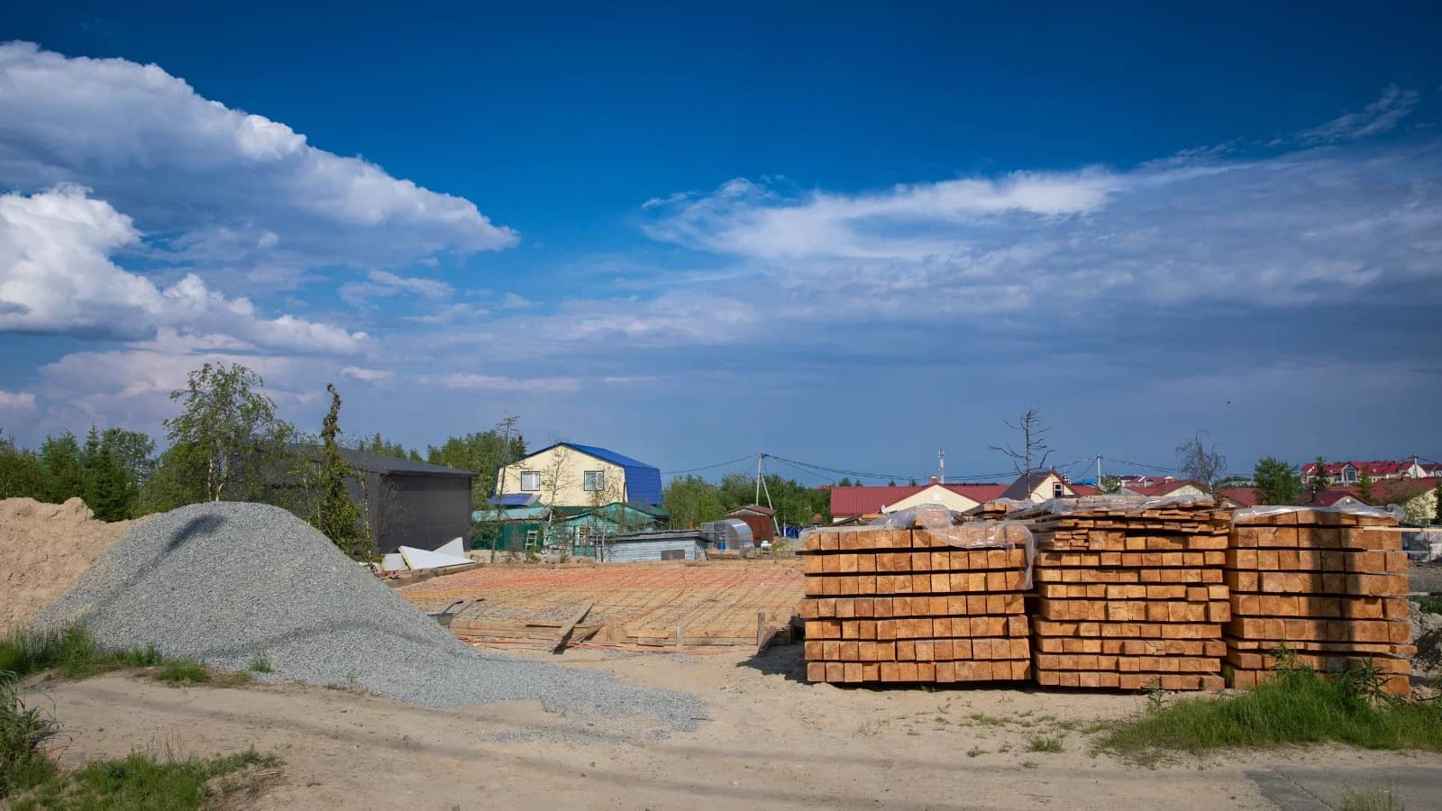 В Аксарке можно арендовать землю под гараж за 258 рублей в год